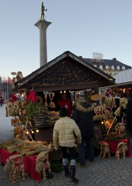 Read more about the article Grown-up Travel Guide Daily Photo: Christmas market, Trondheim, Norway