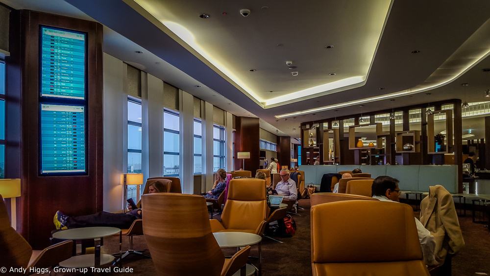 Abu Dhabi Lounge 1