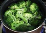 Read more about the article Steamed Broccoli with Garlic and Olive Oil Recipe