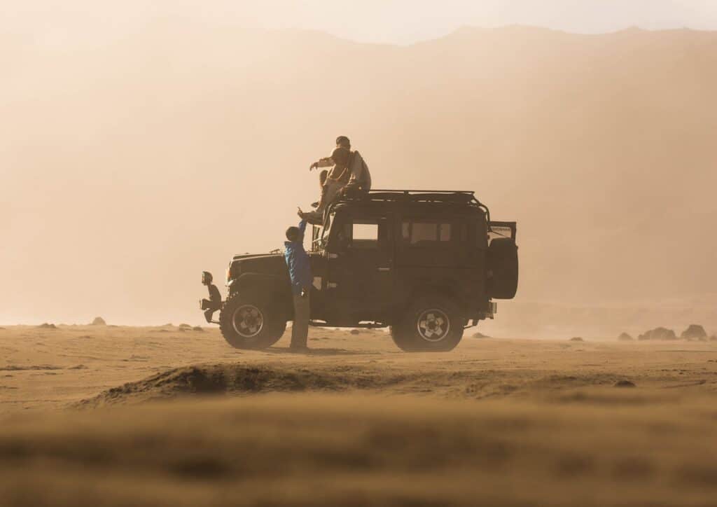 tips for off-road adventure enthusiasts - 4WD in desert